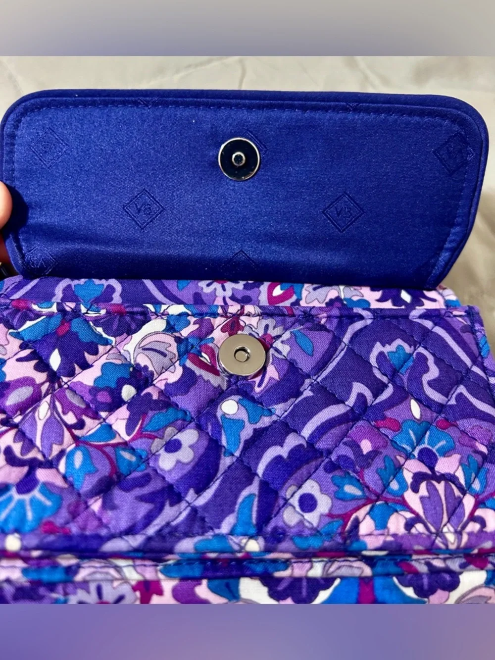 Vera Bradley Purple Regal Rosette Floral Quilted RFID Wallet Wristlet - Picture 9 of 12